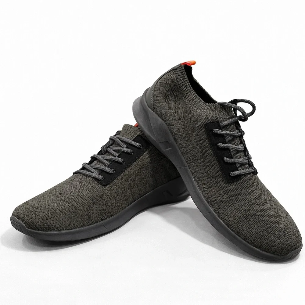 American Eagle Outfitters Men’s Black Knit Sneakers NWOT or box